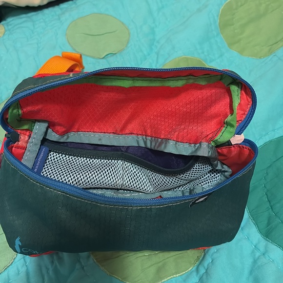 Cotopaxi Waist Pack - Picture 3 of 3